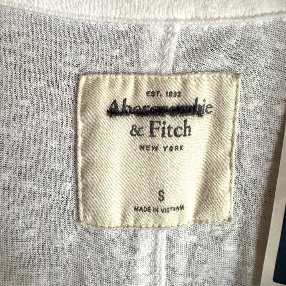 🎉Abercrombie and Fitch White Peplum Shirt S - Picture 5 of 9